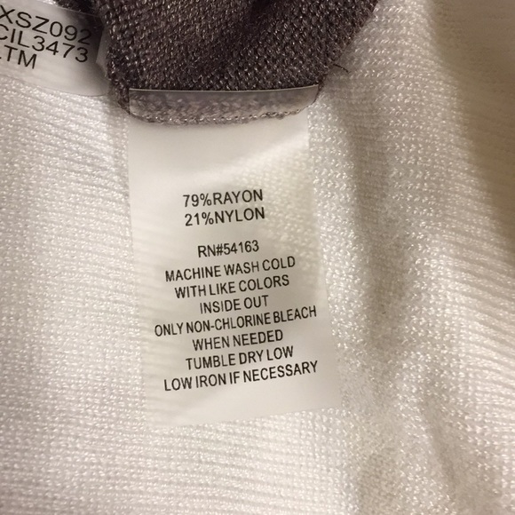 Calvin Klein Turtleneck Sweater - Size 0X - Picture 7 of 7